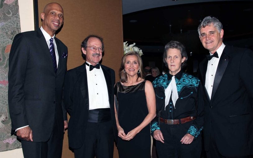 Cold Spring Harbor Laboratory honors stars of science and sports at sixth annual gala