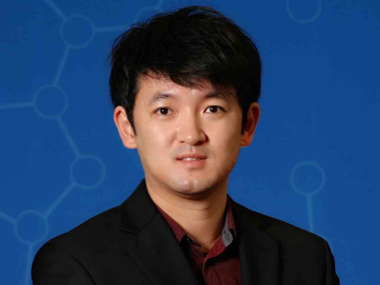 Lingbo Zhang