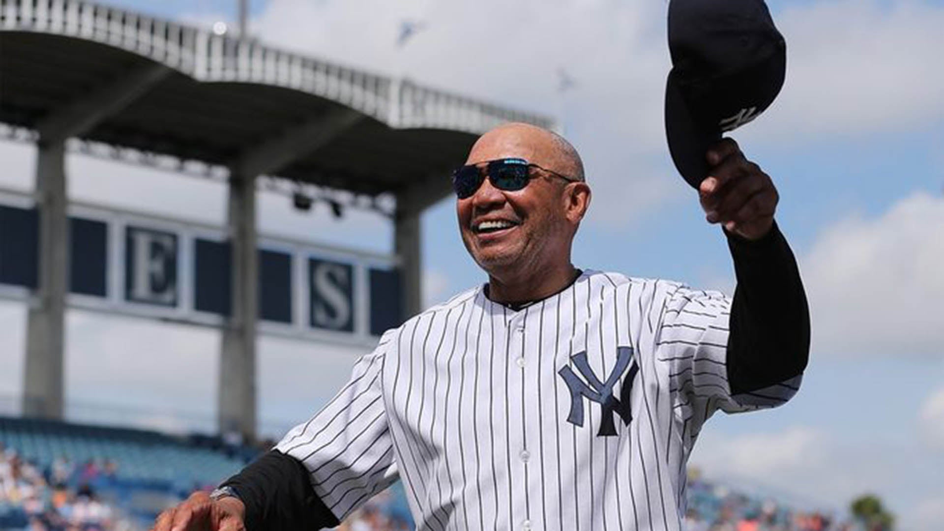 Reggie Jackson no longer working with Yankees, retiring 