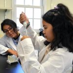 photo of DNALC scholar students working in a lab