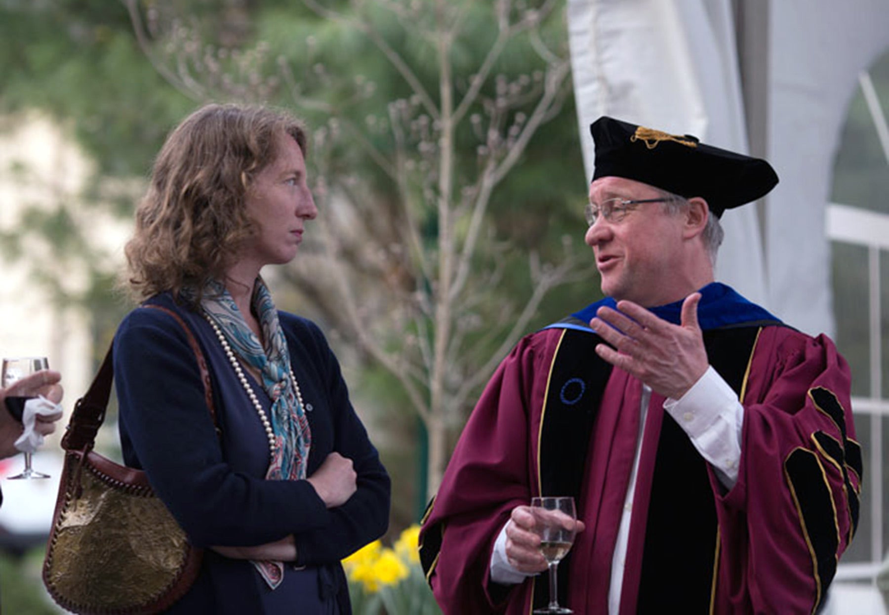 photo of former Associate Dean Carrie Cowan and Dean Alexander Gann