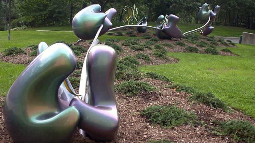photo of the CSHL sculpture entitled Waltz of the Polypeptides