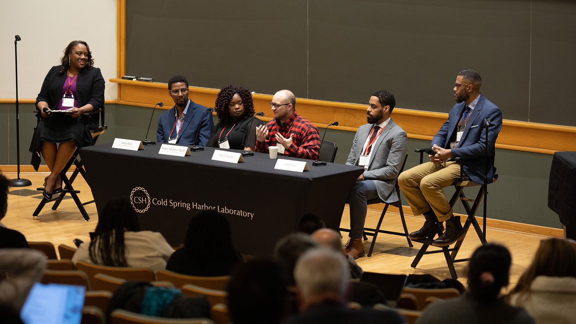 Photo of the "Research Excellence" panel