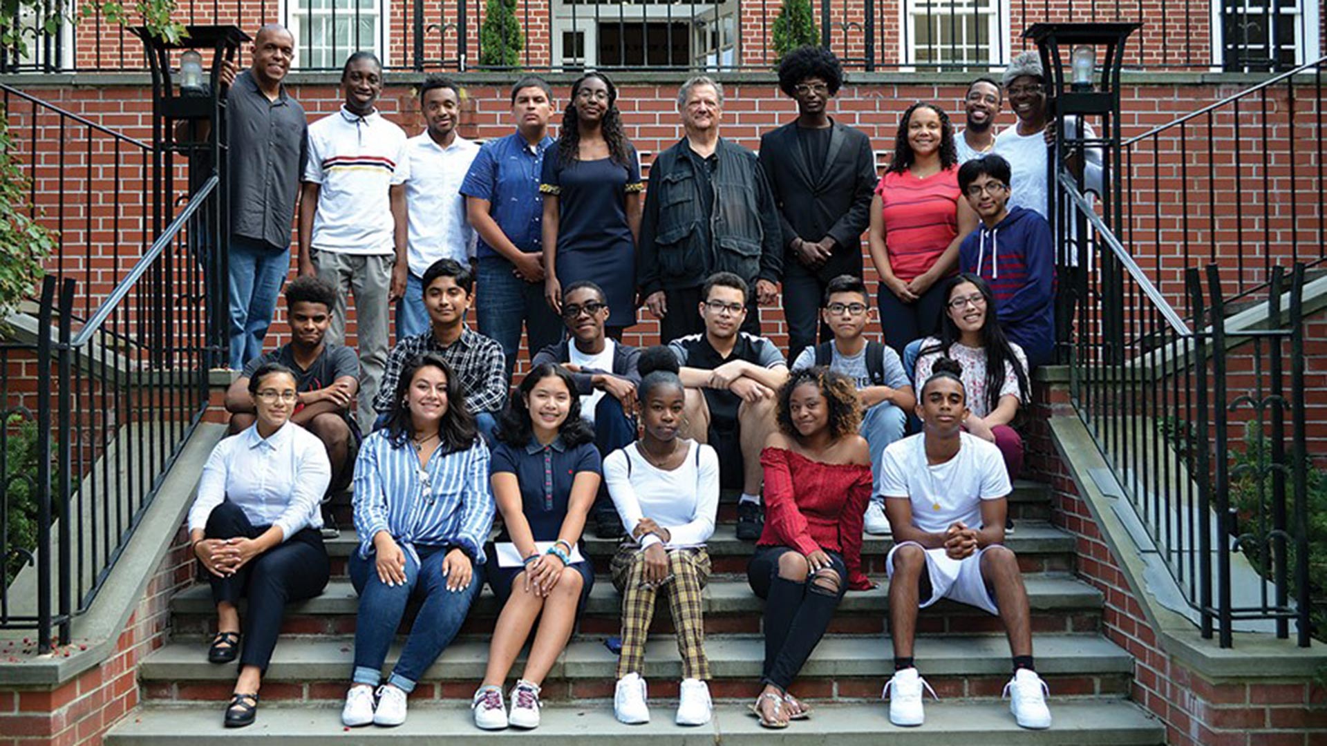 photo of the 2019 CSHL STARS students