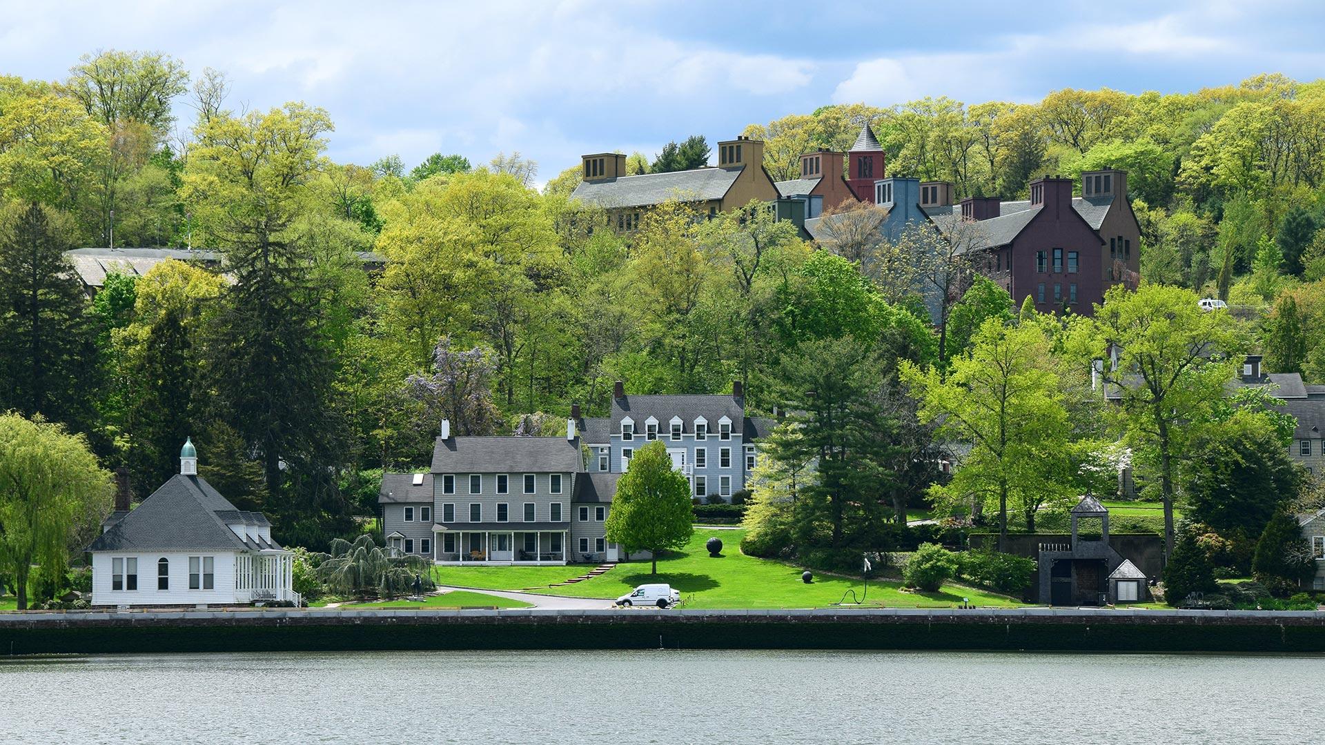 Photo of CSHL campus harbor view in spring